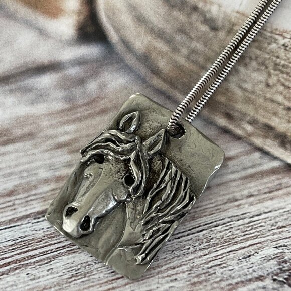 ARTISAN Sterling Necklace with Horse Pendant that says: "Here's Lookin' at Ya'" - Picture 1 of 11